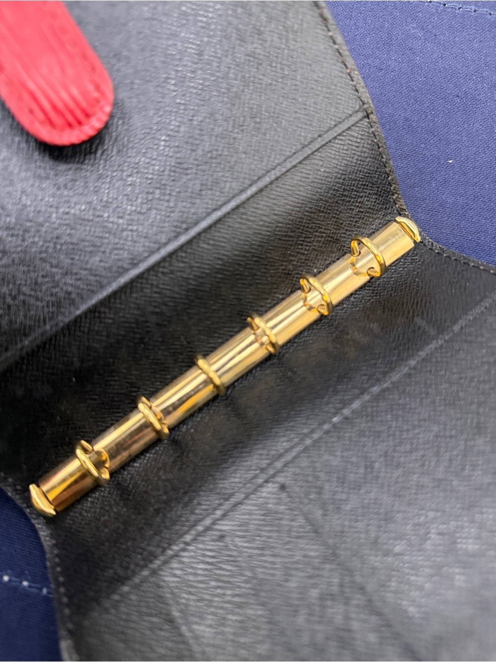 AUTHENTIC Louis Vuitton Agenda. Red. - Picture 12 of 16
